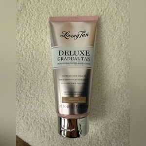 Loving Tan, Deluxe Gradual Tan - Medium. Never used